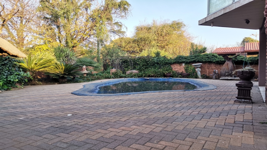 5 Bedroom Property for Sale in Miederpark North West